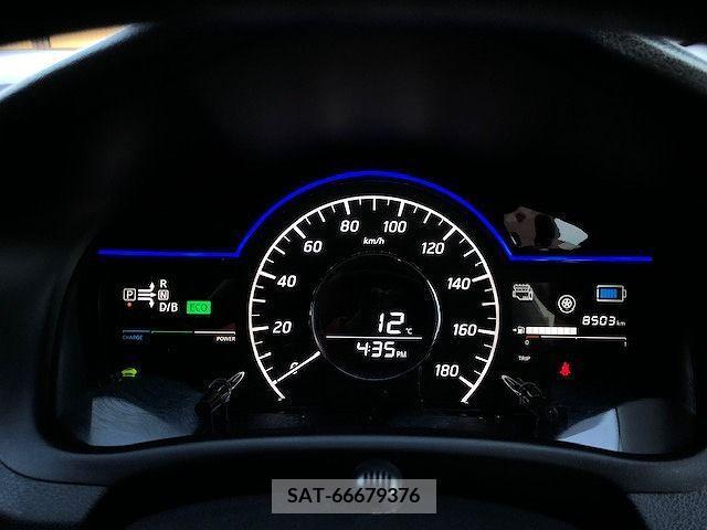 Nissan NOTE 2017-05 213195-7