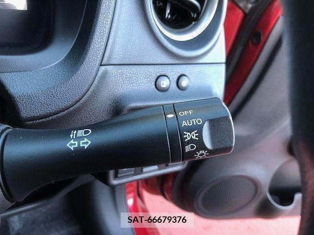 Nissan NOTE 2017-05 213195-11