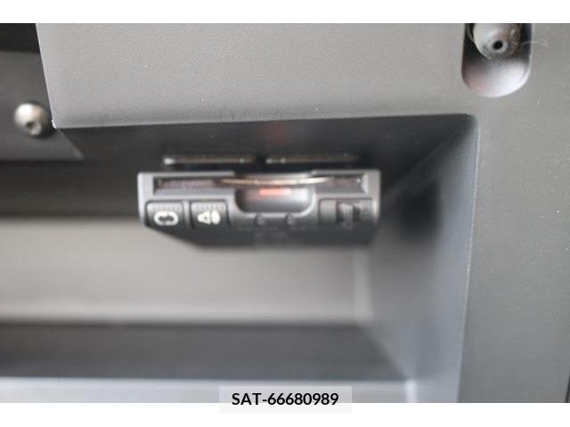 Nissan SERENA 2019-04 325014-5