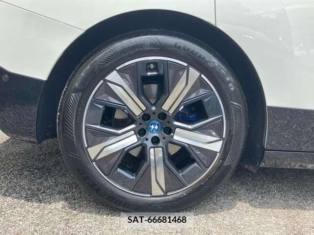 Bmw IX 2023-07 318998-10