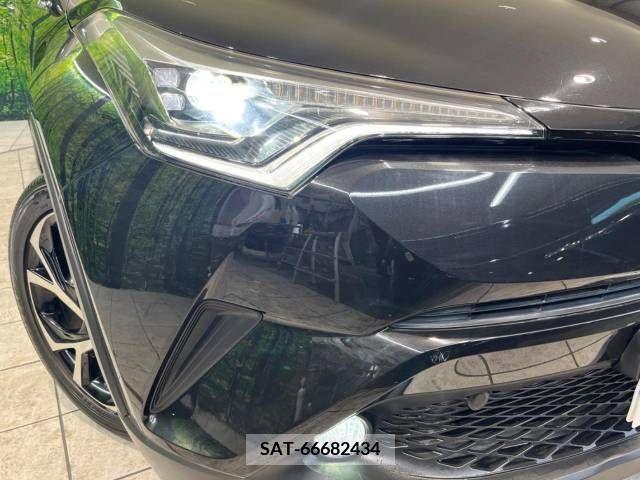 Toyota C-HR 2018-03 345217-12
