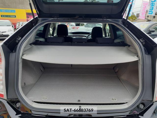 Toyota PRIUS 2012-12 281945-17