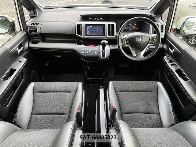 Honda STEP WGN 2012-05 324628-1
