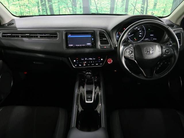 Honda VEZEL 2018-04 182085-1