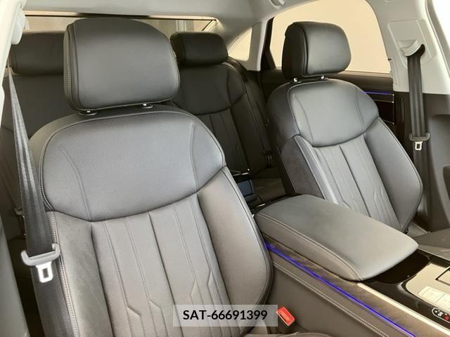 Audi A8 2022-06 333516-12