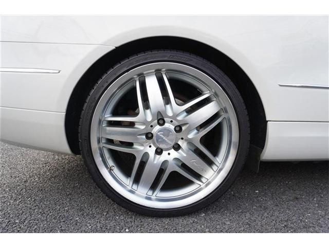 Mercedes Benz E-CLASS 2011-10 183257-12