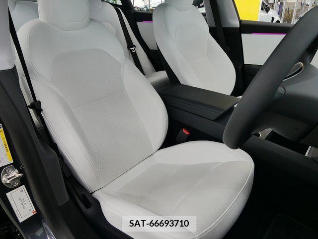Tesla MODEL 3 2023-12 379848-15