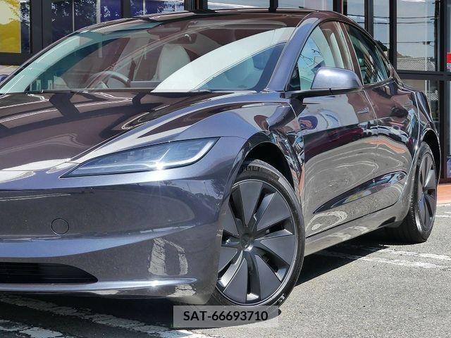 Tesla MODEL 3 2023-12 379848-7
