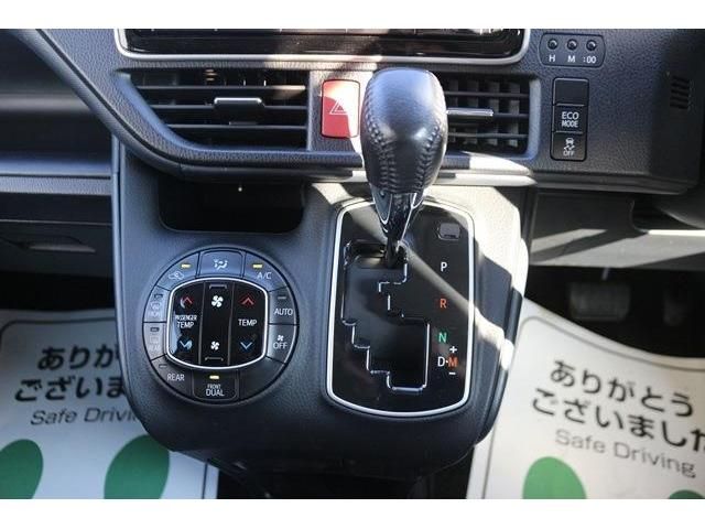 Toyota NOAH 2014-11 4823-17