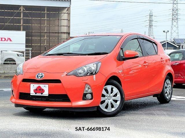 Toyota AQUA 2014-06 260123-0