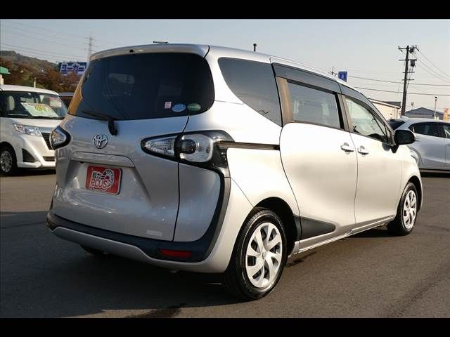 Toyota SIENTA 2015-08 14233-16