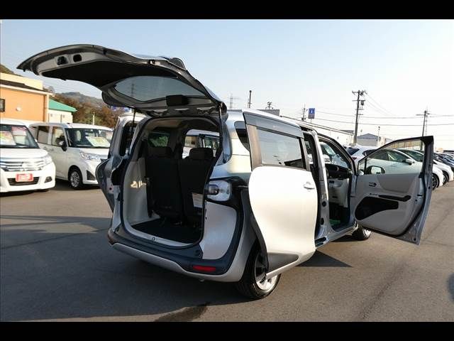 Toyota SIENTA 2015-08 14233-19