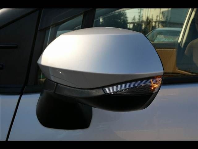 Toyota SIENTA 2015-08 14233-18