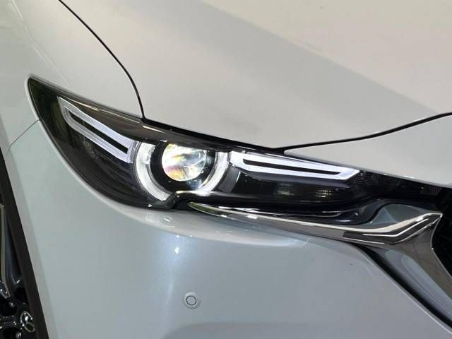 Mazda CX-5 2018-09 15161-12
