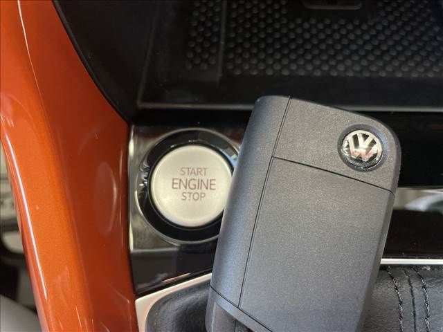 VolksWagen T-CROSS 2020-11 4598-7