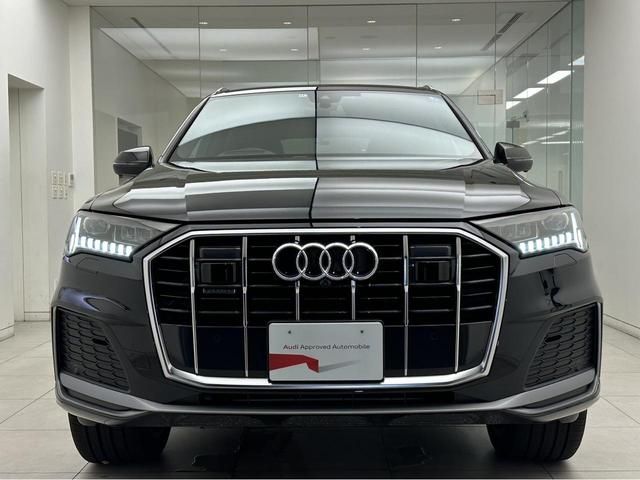 Audi Q7 2020-11 10483-2