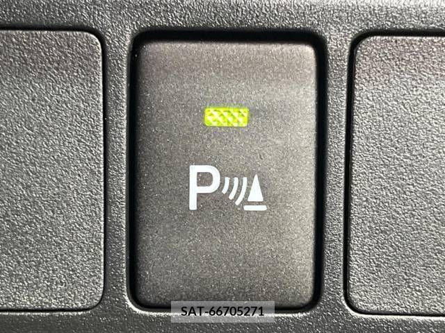 Toyota ROOMY 2022-10 284485-8