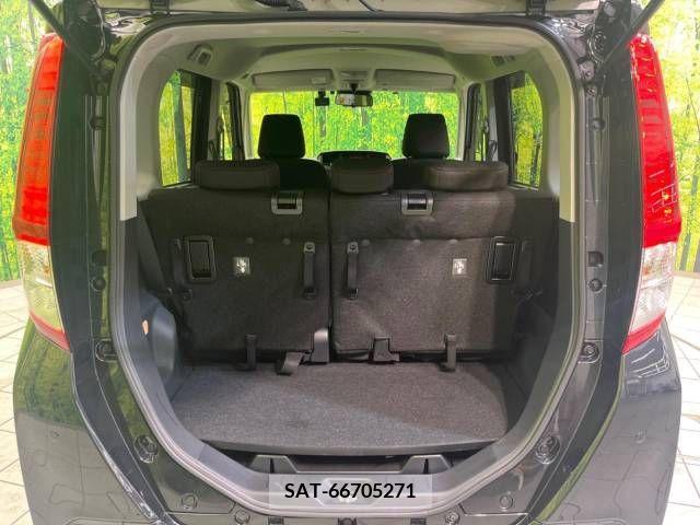 Toyota ROOMY 2022-10 284485-13