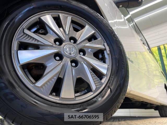 Nissan SERENA 2018-09 284141-14