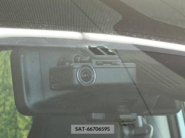 Nissan SERENA 2018-09 284141-5
