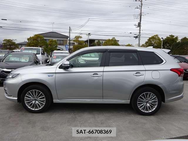 Mitsubishi OUTLANDER PHEV 2018-12 214956-11