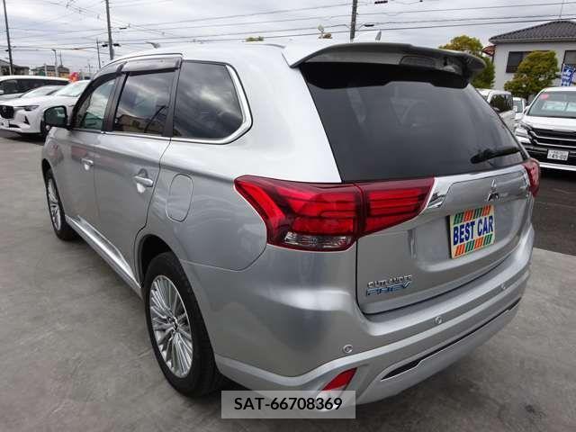 Mitsubishi OUTLANDER PHEV 2018-12 214956-2