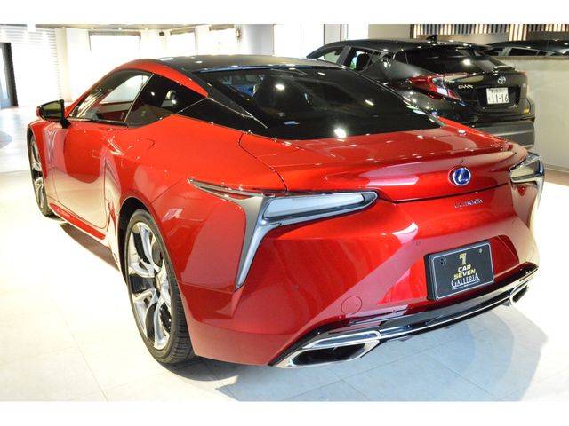 Lexus LC 2018-01 191409-4