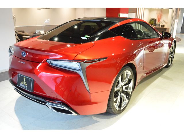 Lexus LC 2018-01 191409-2