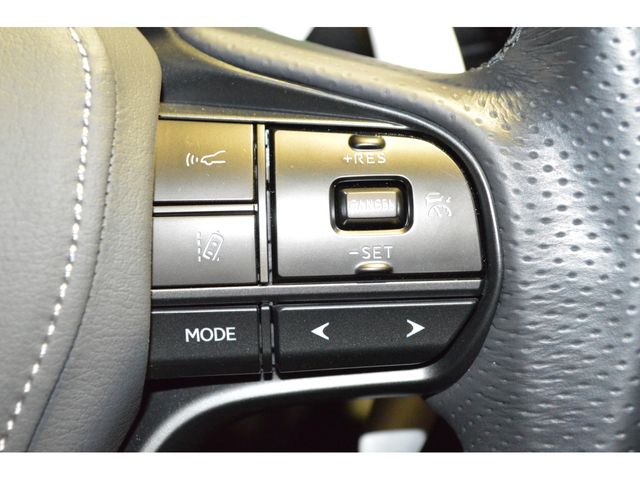 Lexus LC 2018-01 191409-13