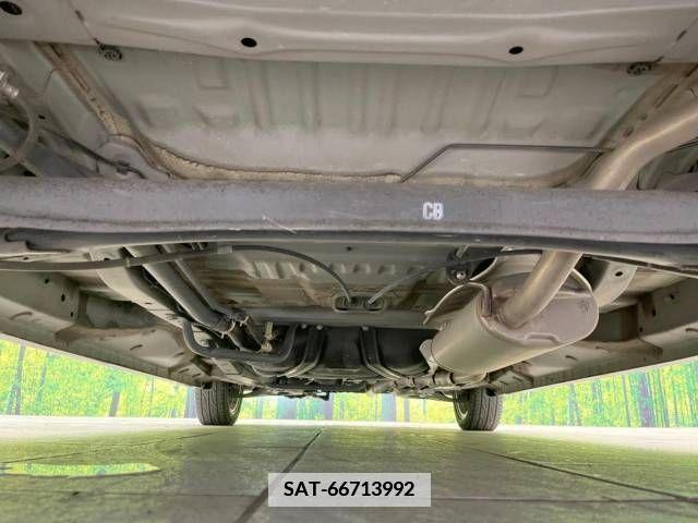 Honda N BOX CUSTOM 2013-10 377586-19