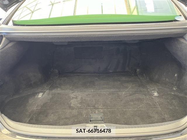 Lexus LS 2013-01 388238-11
