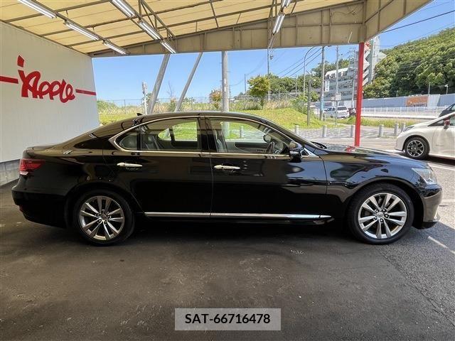 Lexus LS 2013-01 388238-5