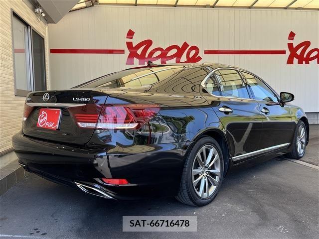 Lexus LS 2013-01 388238-2