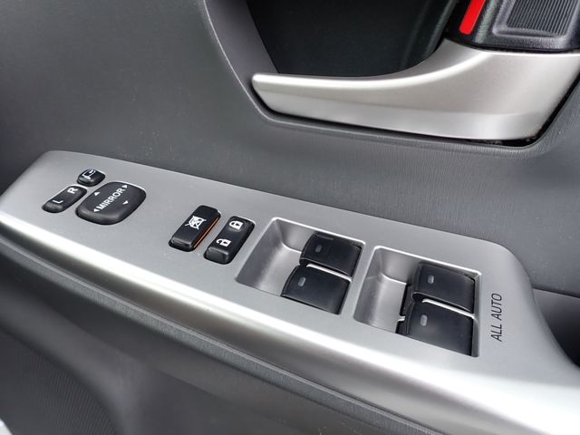Toyota PRIUS ALPHA 2014-06 182483-16