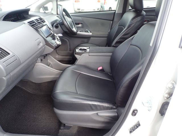 Toyota PRIUS ALPHA 2014-06 182483-22