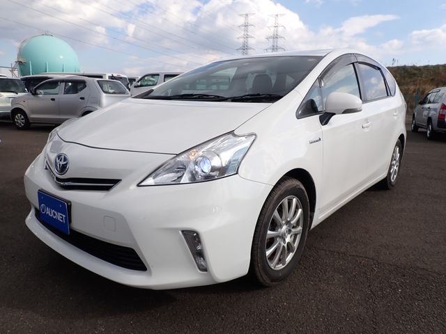 Toyota PRIUS ALPHA 2014-06 182483-8