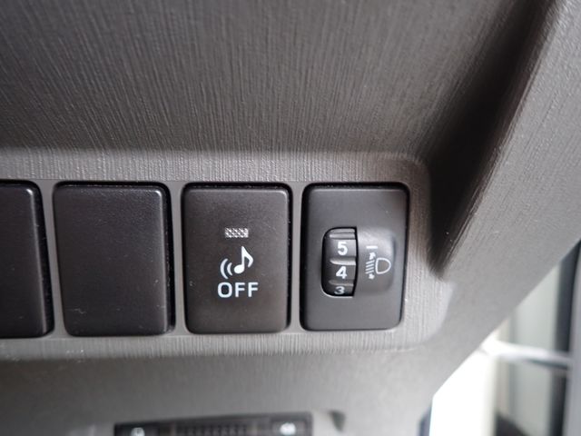 Toyota PRIUS ALPHA 2014-06 182483-15