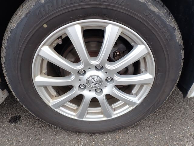 Toyota PRIUS ALPHA 2014-06 182483-3