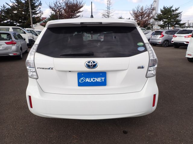 Toyota PRIUS ALPHA 2014-06 182483-9