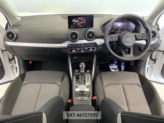Audi Q2 2020-09 292684-2
