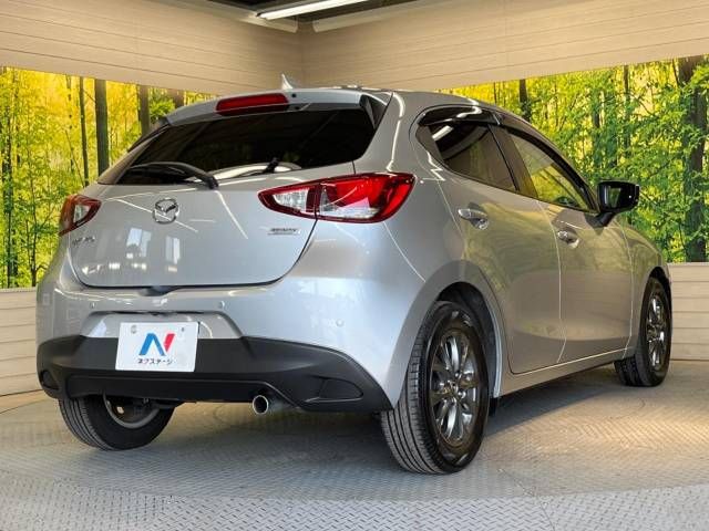 Mazda DEMIO 2018-11 15120-17
