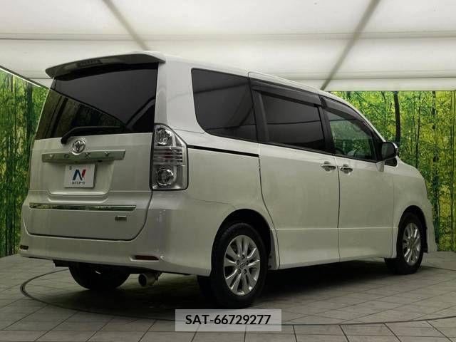 Toyota VOXY 2009-02 252008-17