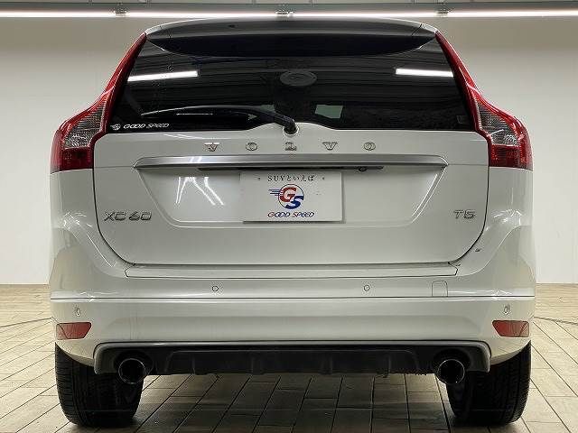Volvo XC60 2014-02 10867-12