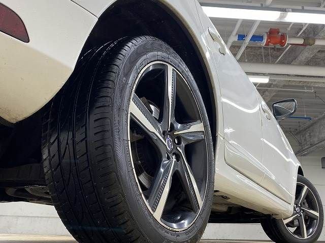 Volvo XC60 2014-02 10867-18