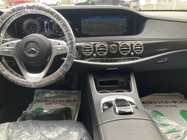 Mercedes Benz S-CLASS 2018-10 22793-1