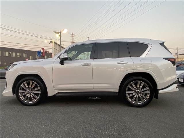 Lexus LX 2023-01 24084-16