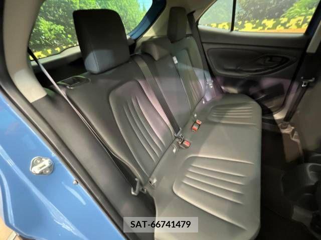 Toyota YARIS CROSS 2023-03 207918-9