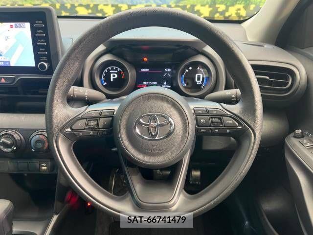 Toyota YARIS CROSS 2023-03 207918-11