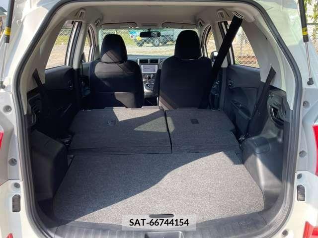 Toyota RACTIS 2013-03 202869-20
