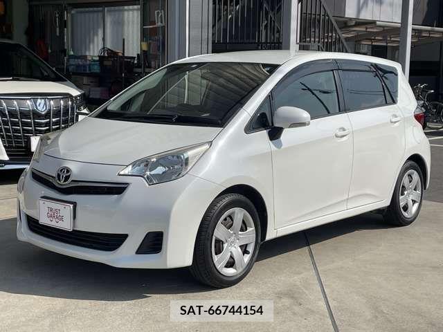 Toyota RACTIS 2013-03 202869-0